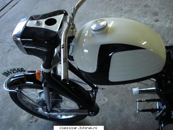 Mobra - cv2adi - Prezentare motociclete, motorete si biciclete de colectie