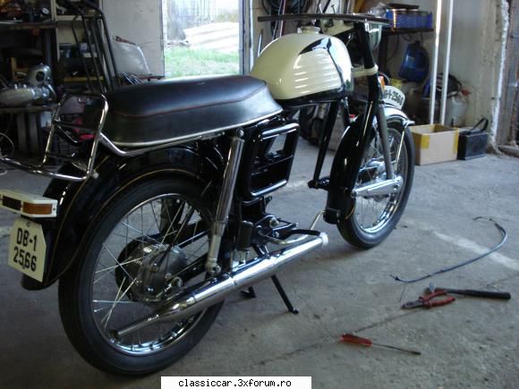 Mobra - cv2adi - Prezentare motociclete, motorete si biciclete de colectie