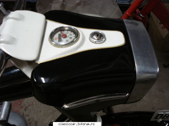 Mobra - scuze �sta este - Prezentare motociclete, motorete si biciclete de colectie