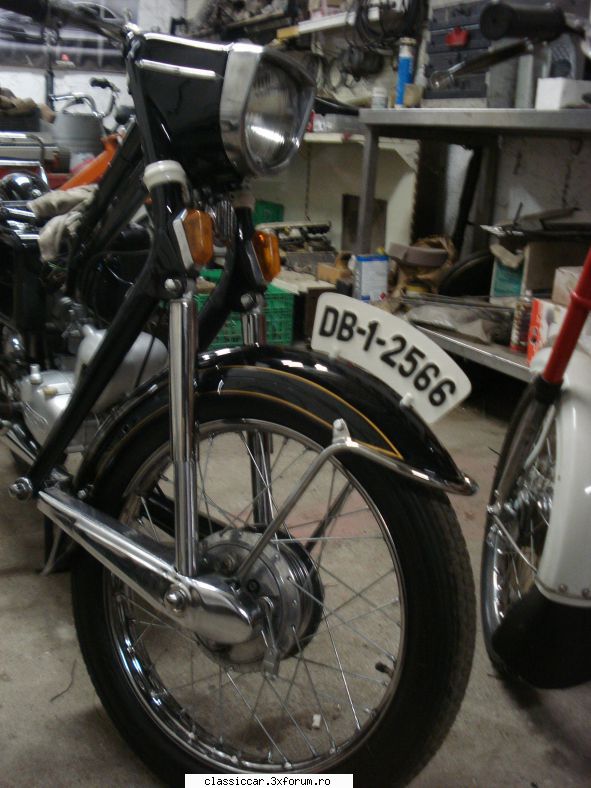 Mobra - cv2adi - Prezentare motociclete, motorete si biciclete de colectie
