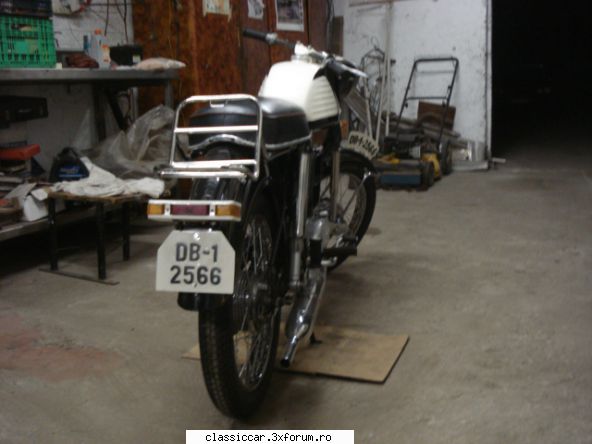 Mobra - Na, i-am repus saua, rezervorul, m�ine - Prezentare motociclete, motorete si biciclete de colectie