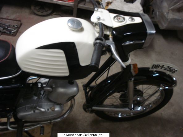 Mobra - cv2adi - Prezentare motociclete, motorete si biciclete de colectie