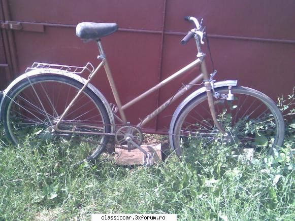 Mobra 50 Super - Plus aceasta bicla veche dar - Prezentare motociclete, motorete si biciclete de colectie