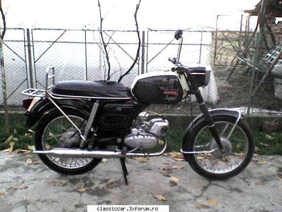 Mobra 50 Super 1974 - Si inca una.Scaunul ei, va - Prezentare motociclete, motorete si biciclete de colectie