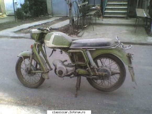Mobra 50 Super 1974 - O alta Mobra proaspat - Prezentare motociclete, motorete si biciclete de colectie