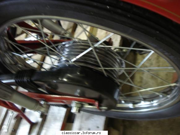 Mobra 50 Super 1980 - carcasa si burdufurile - Prezentare motociclete, motorete si biciclete de colectie
