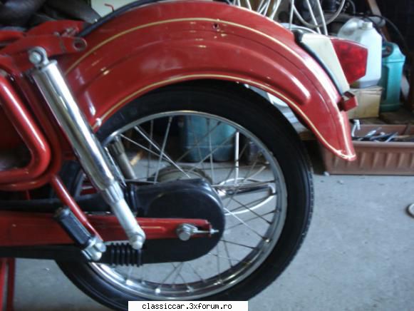 Mobra 50 Super 1980 - se v�d frumos dungile pe - Prezentare motociclete, motorete si biciclete de colectie
