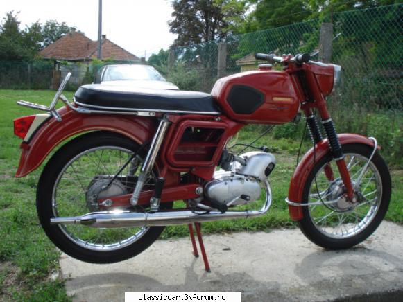 Mobra 50 Super 1980 - capacele gentutelor de - Prezentare motociclete, motorete si biciclete de colectie