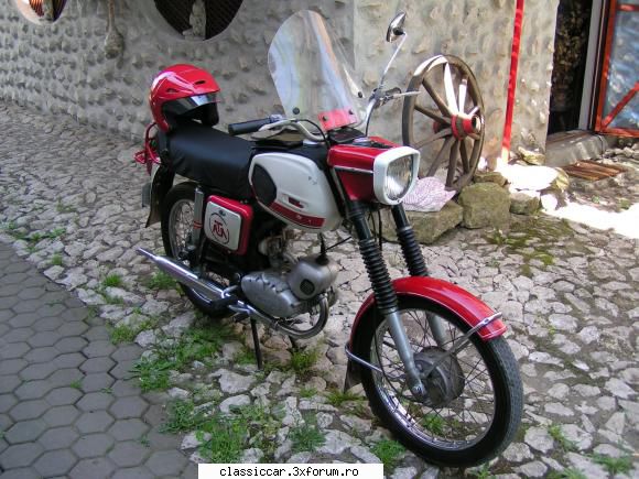 Mobra 50 Turist - halalaie_ovari_norbert - Prezentare motociclete, motorete si biciclete de colectie