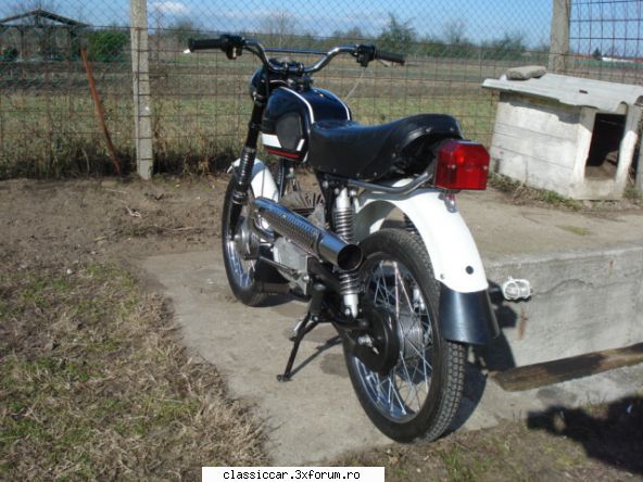 Mobra Hoinar 1990 - Profit�nd de timpul neobisnuit - Prezentare motociclete, motorete si biciclete de colectie
