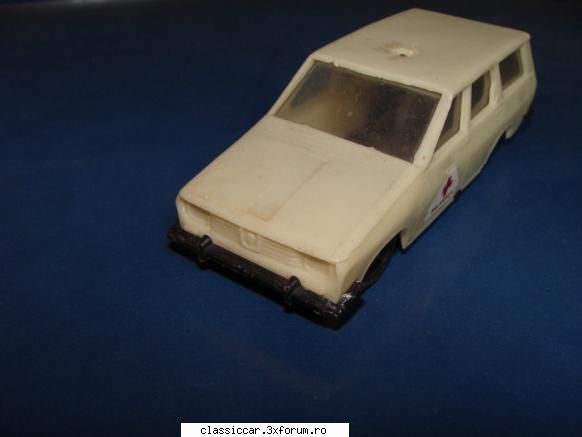Modelism si machetute - DACIA 1300 break salvare de vanzare - Modelism si machetute