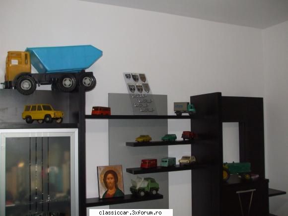 Modelism si machetute - Nu este poster , este o macheta ARO 244 , si - Modelism si machetute