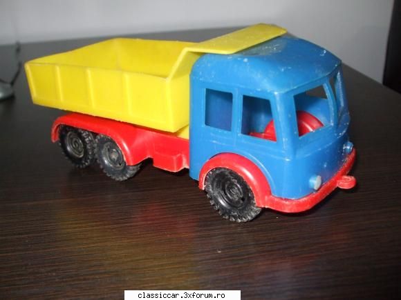Modelism si machetute - camionasul TRICOLOR - Modelism si machetute