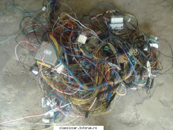 Modificarea unui M - Electricianul are bataie de cap cu M-ul. A - Reconditionari si Restaurari