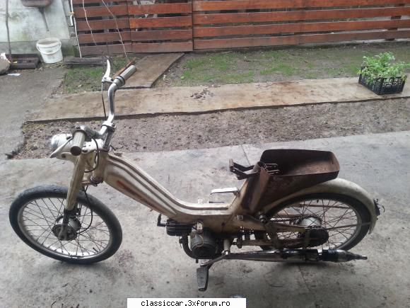 Moped KTM HOBBY - pun si eu poze cu mopedul - Prezentare motociclete, motorete si biciclete de colectie
