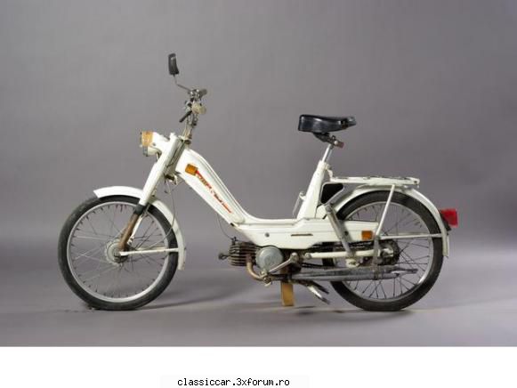 Moped KTM HOBBY - in poza asta se vede ceva - Prezentare motociclete, motorete si biciclete de colectie