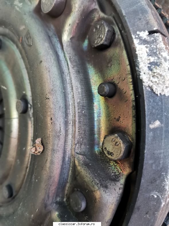 Motor 810-99 palier mic din 1995 - Nu pare să se fi umblat aici - Coltul Tehnic