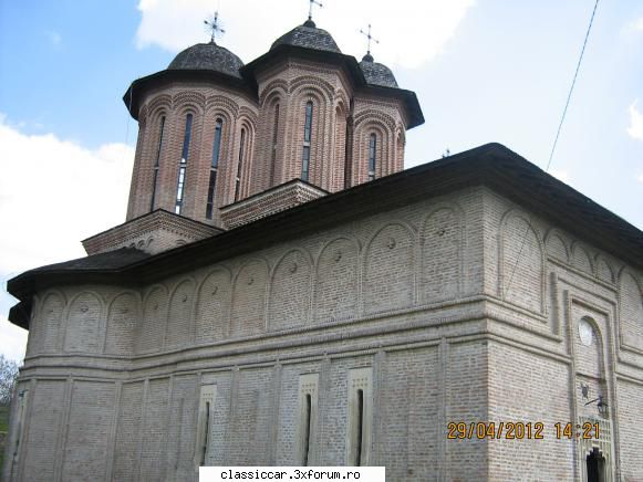 Muzeul Brebu - Liviu M - Drumetii prin Mioritic