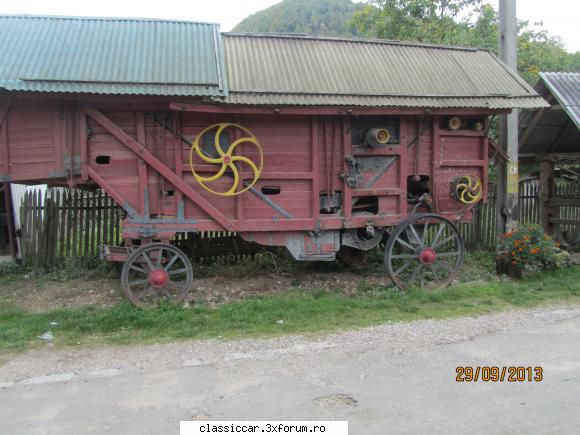 Muzeul de etnografie CHISCAU - radu - Am vazut prin Romania