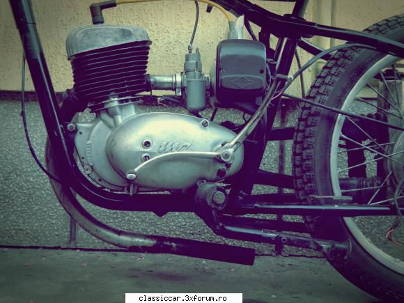 Mz R(a)t - ce imi place poza asta....cu evacuarea - Prezentare motociclete, motorete si biciclete de colectie