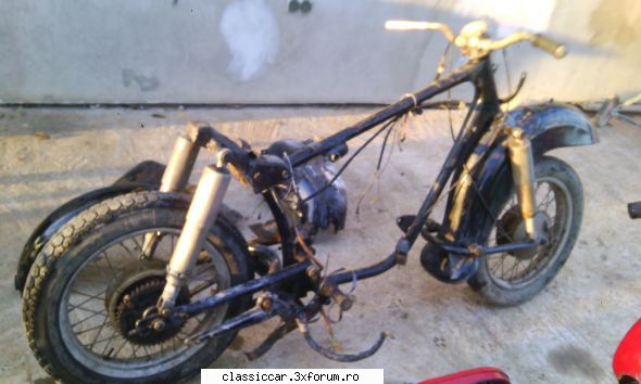 Mz es 250 - In timp ce Proiectul Mobra e oprit - Prezentare motociclete, motorete si biciclete de colectie