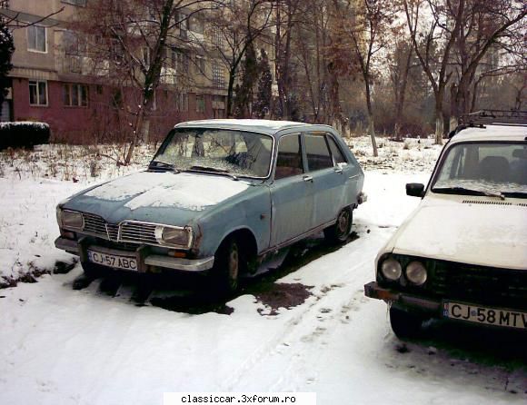 N-am vazut demult Renault R16 - A mai fost una albastra pe Aleea Snagov in - Vanatoarea de epave