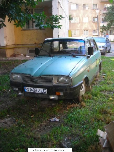 N-am vazut demult Renault R16 - Topul pentru cea mai gretoasa masina, totusi, se - Vanatoarea de epave