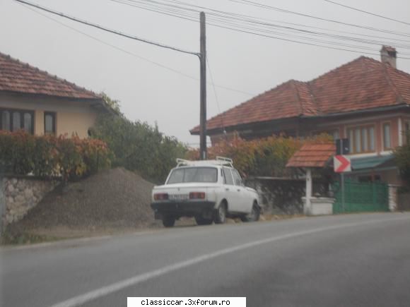 O mica/mare vanatoare - Wartburg 353, gasit undeva intre Ghebani si Targu - Am vazut prin Romania