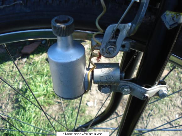 O nou� Ukraina negr�-1981 - accesorii originale - Prezentare motociclete, motorete si biciclete de colectie