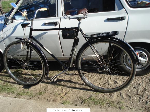 O nou� Ukraina negr�-1981 - cv2adi - Prezentare motociclete, motorete si biciclete de colectie