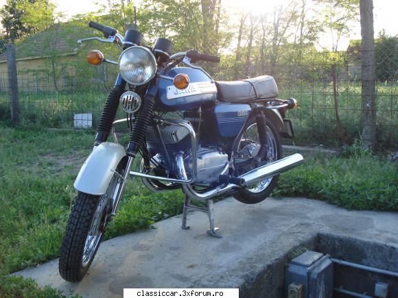 O nou� achizitie : JAWA 350 - Pe c�nd eram pusti c - Prezentare motociclete, motorete si biciclete de colectie