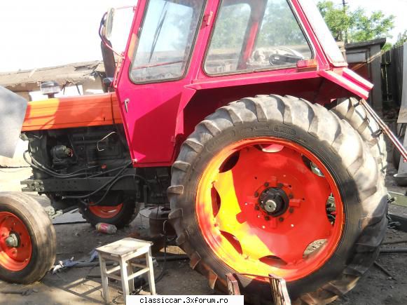 O noua achizitie --Tractor U650 - Aproape de final - Coltul camionagiului si tractoristului oldtimerist