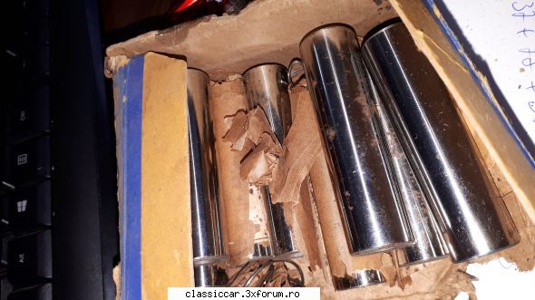 Ofer un set de pistoane Ford V8, 32-36 - Pretul include bolturile noi - Vanzari  piese si accesorii