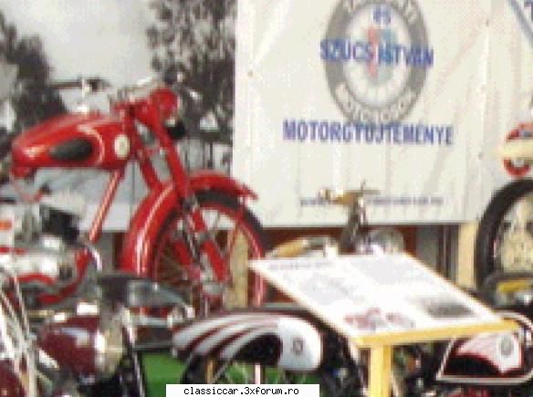 Oldtimer Show Budapesta okt-2 Noe. - Acolo in fundal scrie "Szucs Istvan - Arhiva evenimente 2011