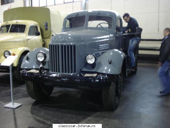 Oldtimer Show Budapesta 22 Mar 2015 - un zil tip Carpati .... adic� str�mosul - Arhiva evenimente 2015