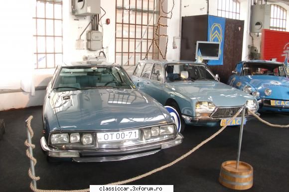 Oldtimer expo Budapest 2010 - Citroen harmas :) - Hungarian corner