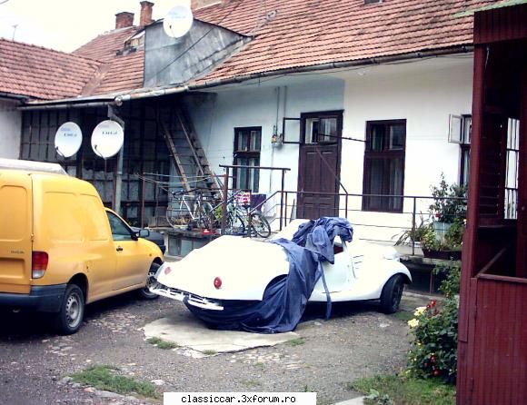 Opel Kadett 1940 si Hanomag Sturm-Roadster 1939 - Inca o poza cu ciudatenia aia! - Am vazut prin Cluj-Napoca