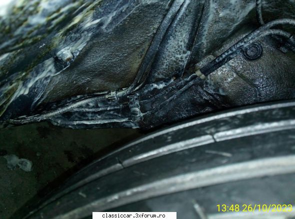 Opel Omega B 2.0i din 1995 - Tencuiala 2, carenaj fata - Prezentare masini