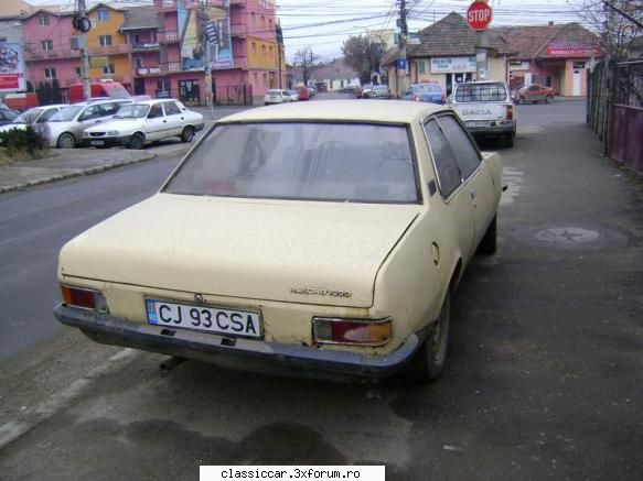 Opel Rekord D - Din spate. Interesant ca Rekord D in stare buna - Am vazut prin Cluj-Napoca