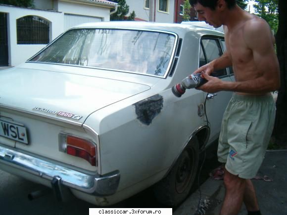Opel Rekord c 1968 - curatarea chitului vechi - Prezentare masini