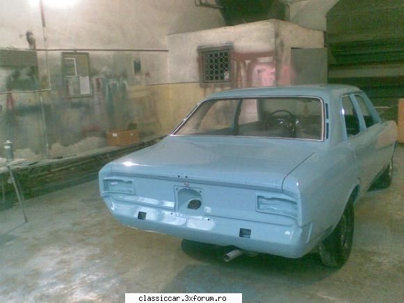 Opel Rekord c 1968 - din spate pare a fi ok! :D - Prezentare masini