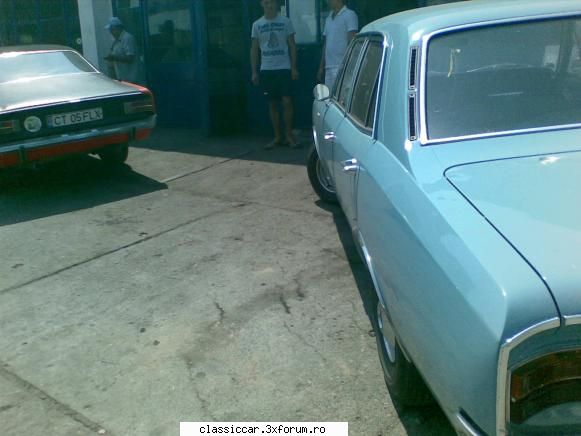 Opel Rekord c 1968 - amindoua fac vizite pentru eventuale reglaje - Prezentare masini