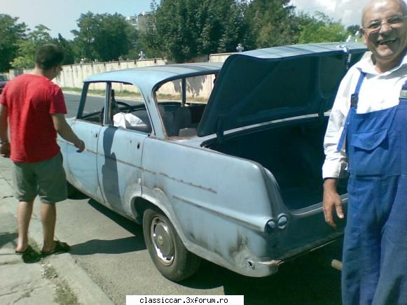 Opel Rekord c 1968 - tot nea nelu este si el bucuros ca a reusit sa o - Prezentare masini
