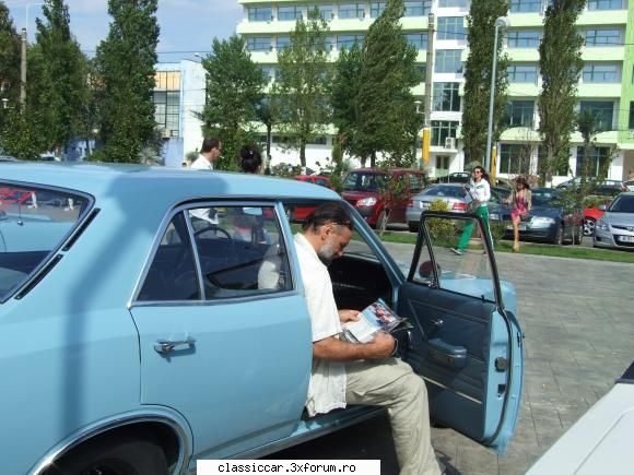 Opel Rekord c 1968 - au descoperit si revista unde vorbesc altii - Prezentare masini