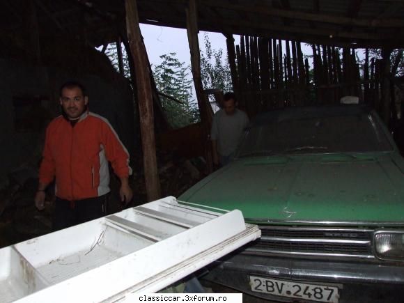 Opel Rekord c 1968 - multumim!sapam tot timpul..........adinc - Prezentare masini