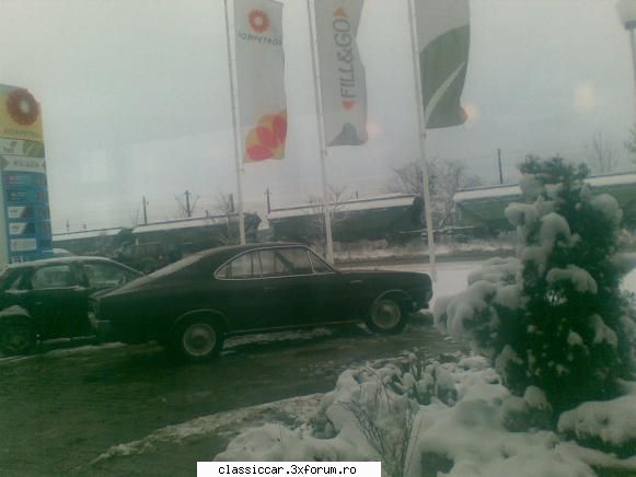 Opel Rekord c 1968 - destul de rea vremea in capitala.....dar nepotica - Prezentare masini