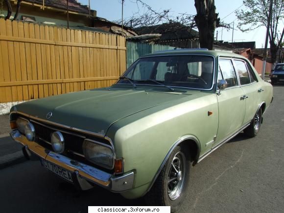 Opel Rekord c 1968 - DEJA EA SE OBIJNUESTE CU RAZELE DE SOARE DE LA - Prezentare masini