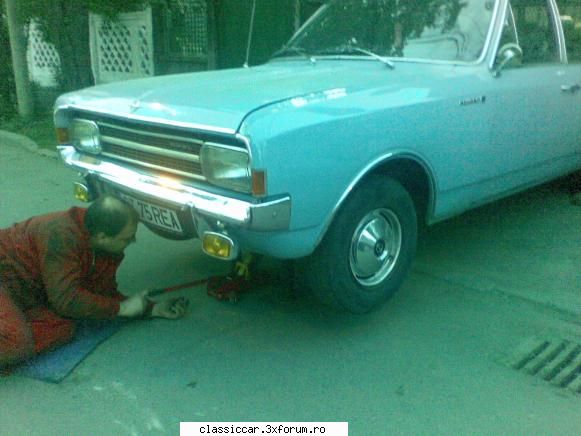 Opel Rekord c 1968 - bestiei bleu i s-a schimbat ambreiajul...merge ca - Prezentare masini