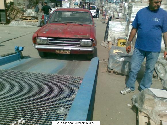 Opel Rekord c 1968 - in Bucuresti gata sa urce in camion..... =D - Prezentare masini