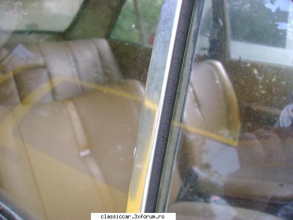 Opel Rekord si Volga M24 in Bucuresti - neagra de culoare.....putin reparatie - Am vazut prin Romania